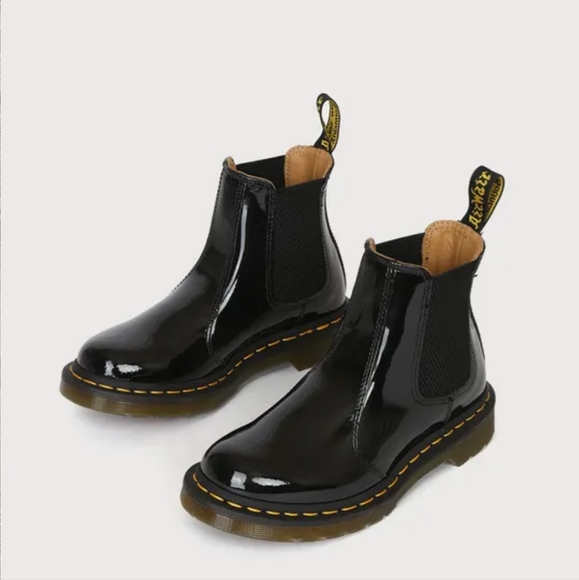 Dr. Martens Shoes - 🎊2X HP🎉 Women's Dr. Martens Patent Leather Chelsea Boot